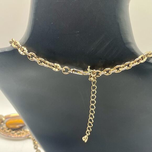 Vintage Etienne Aigner gold tone chain disk necklace - Picture 4 of 6